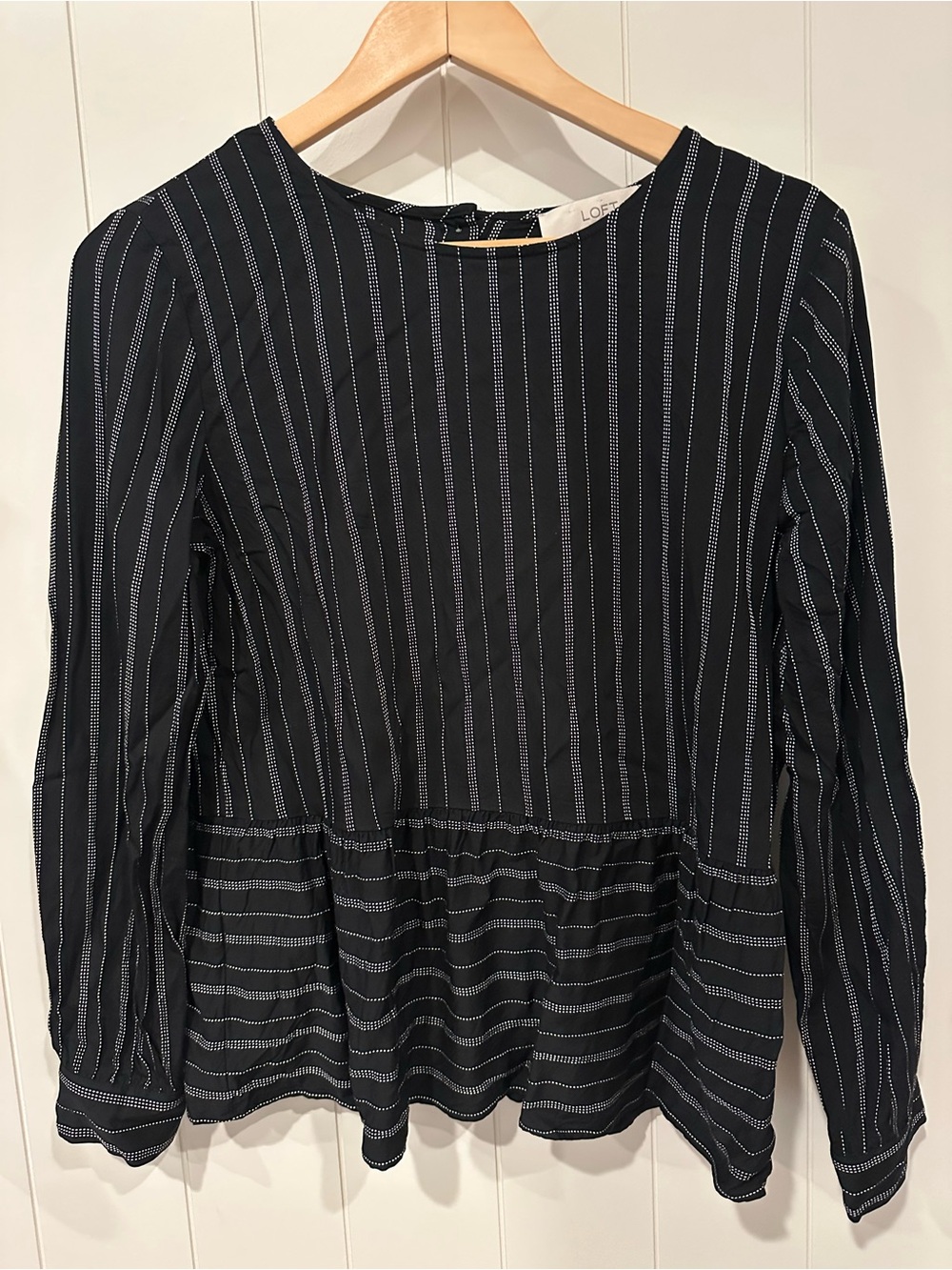 LOFT Black & White‎ Striped Peplum Blouse Women’s Medium Long Sleeve
